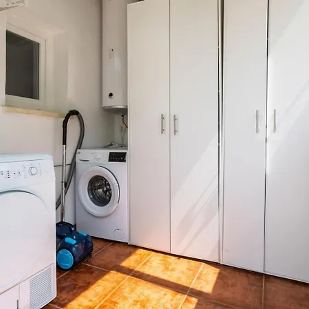 Large Terrace -side Apartment