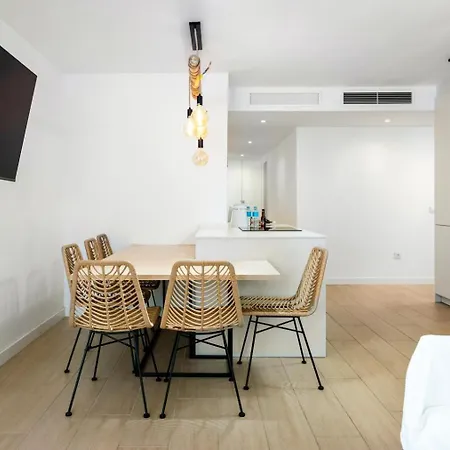 Large Terrace -side Apartment Torremolinos