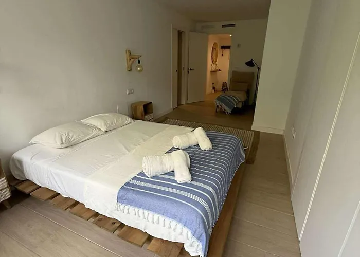 Large Terrace -near -torremolinos By Budha Appartement *