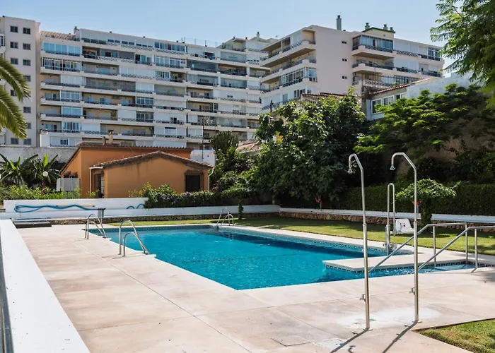 Large Terrace -near -torremolinos By Budha Апартаменты *