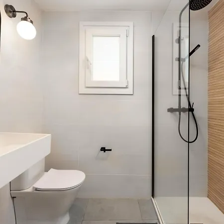 Large Terrace -side Apartament *